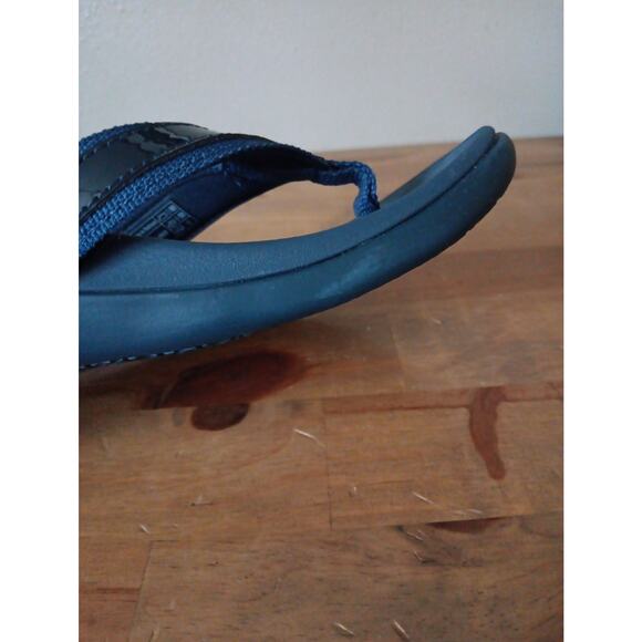 Vionic Tide Toe Post Women's Orthotic Sandals, Patent Leather Navy, Size US 7M - Picture 9 of 10